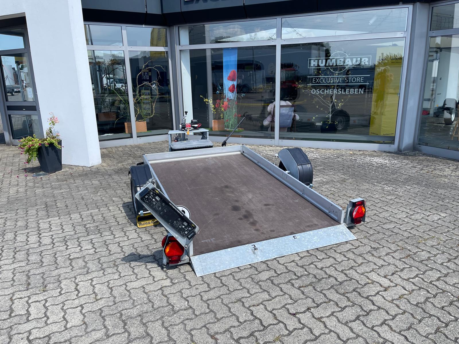 Fahrzeugtransporter, absenkbar HKT 132515 S *gebraucht* – Bild 2